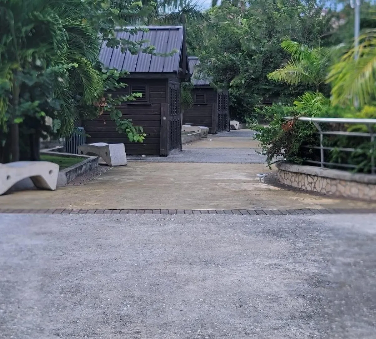 Peaceful Ambiance Awaits At Turtle Beach Tower Ocho Rios Daire